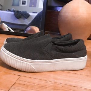 Fabletics platform shoes